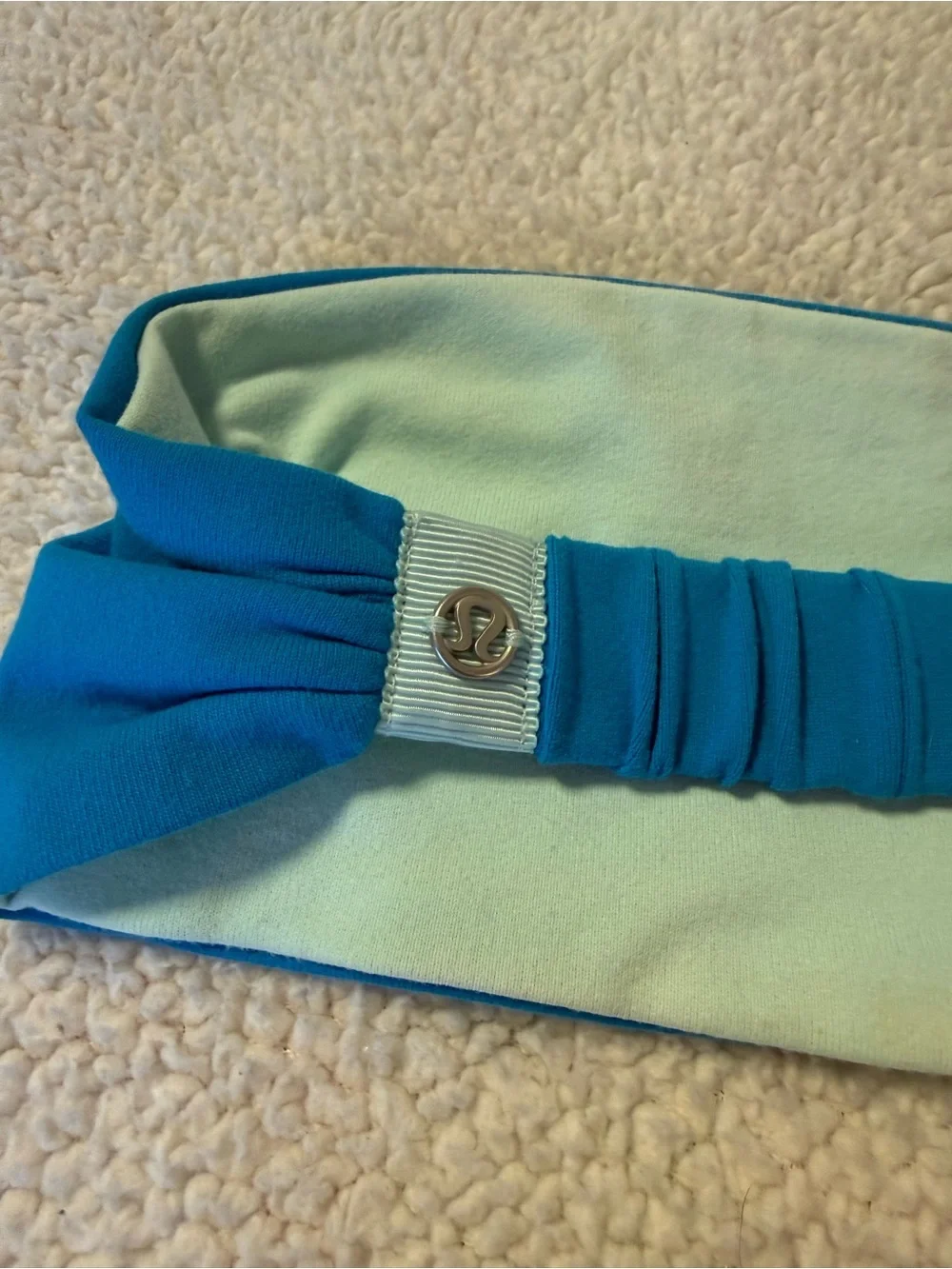 Lululemon Bang Buster Headband Reversible Beach Blanket Blue / Aquamarine Hair